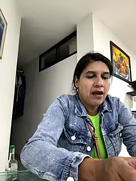 siri duque online show from October 27, 2025, 10:58 pm