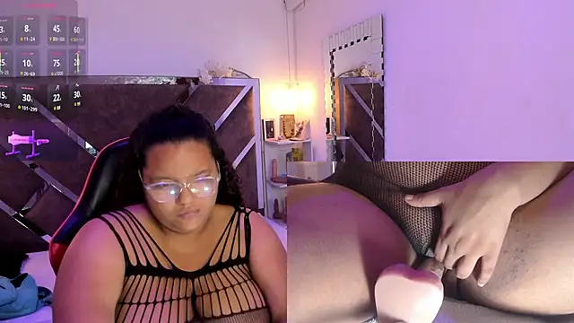 MhiaRey online show from October 15, 2025, 1:00 pm