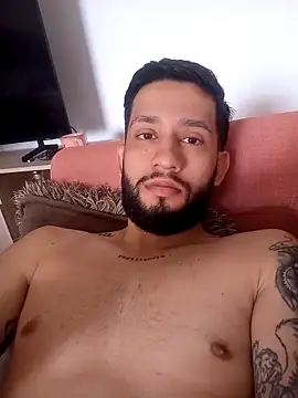 maxXximo777 online show from January 3, 2025, 6:46 pm