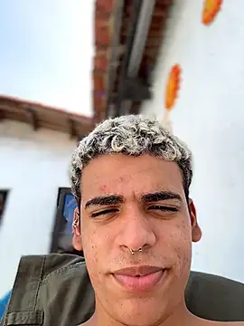 Leo bunny hot online show from February 8, 2026, 5:49 pm