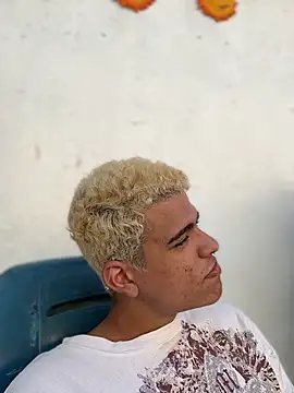 Leo bunny hot online show from March 15, 2026, 9:21 pm