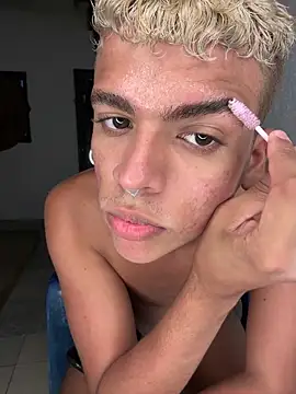 Leo bunny hot online show from March 21, 2026, 2:05 am