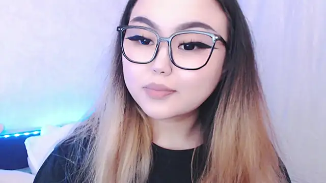 amelia sunlight online show from June 4, 2026, 3:51 pm