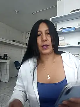 Megan jennerr online show from November 6, 2025, 7:15 pm