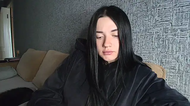 Liana diva online show from March 19, 2026, 2:10 pm