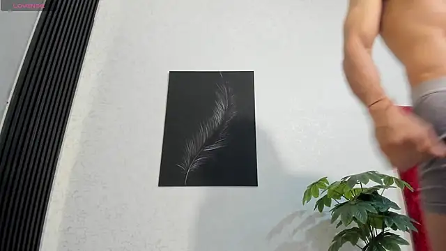 Cristopher23  online show from February 20, 2025, 8:14 pm