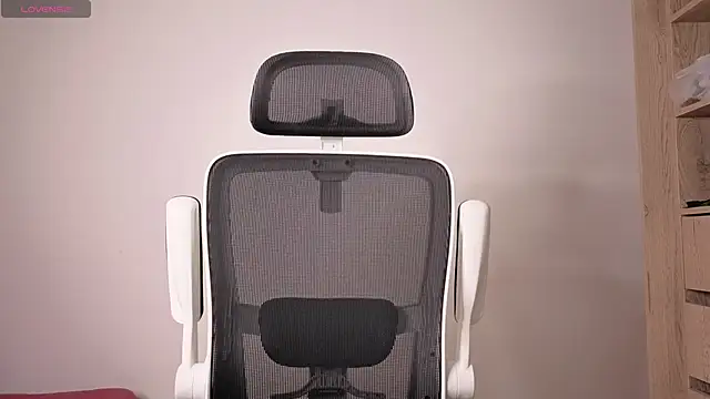 Cristopher23  online show from September 27, 2025, 12:04 am