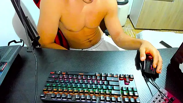 Calihotcaliente277 online show from February 6, 2025, 10:26 am