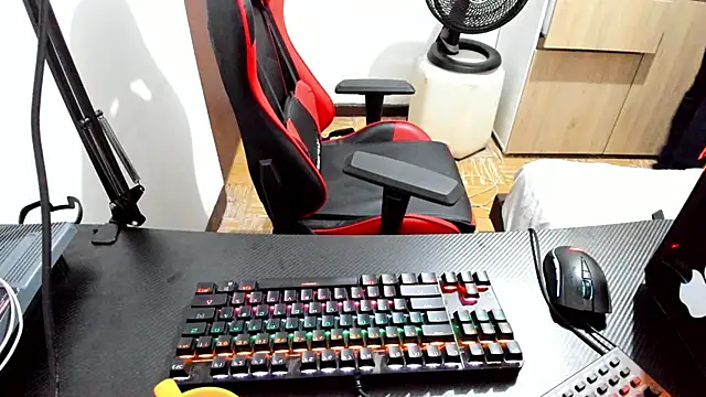 Calihotcaliente277 online show from February 12, 2025, 10:35 am