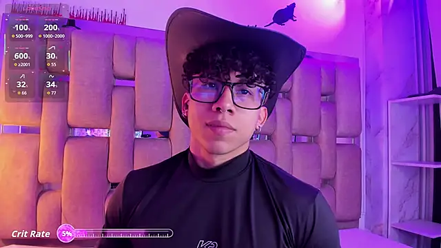 Snapshot of AkazaBoy_ chatting on October 31, 2025, 8:10 pm AkazaBoy online show from October 31, 2025, 8:10 pm