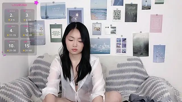 Snapshot of LiLiYbaby chatting on January 5, 2025, 6:56 pm LiLiYbaby online show from January 5, 2025, 6:56 pm