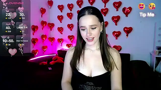 Snapshot of Emillias chatting on February 10, 2025, 2:16 pm Emillias online show from February 10, 2025, 2:16 pm