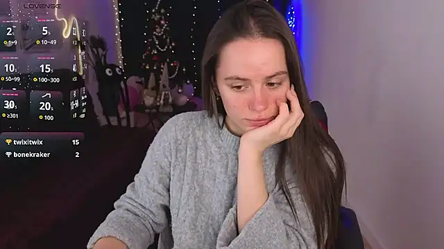 Snapshot of Emillias chatting on January 9, 2026, 2:31 pm Emillias online show from January 9, 2026, 2:31 pm