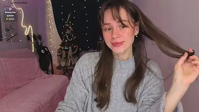 Snapshot of Emillias chatting on January 17, 2026, 8:08 am Emillias online show from January 17, 2026, 8:08 am