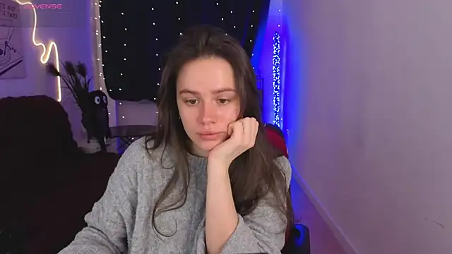 Snapshot of Emillias chatting on February 2, 2026, 2:05 pm Emillias online show from February 2, 2026, 2:05 pm