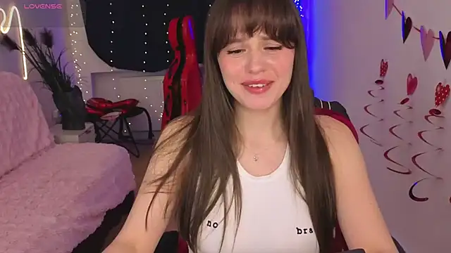 Snapshot of Emillias chatting on February 23, 2026, 2:03 pm Emillias online show from February 23, 2026, 2:03 pm