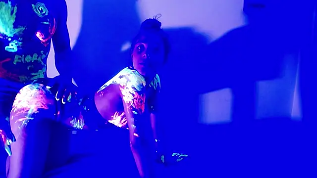 floriamANDjazmin online show from January 24, 2025, 2:19 pm