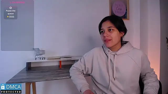 floriamANDjazmin online show from February 3, 2025, 11:31 am