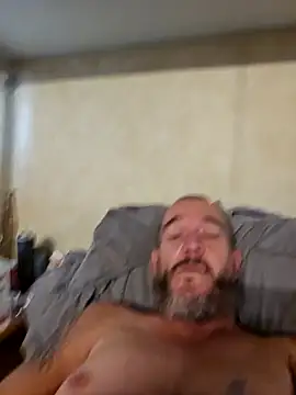 Snapshot of Fukme1970 chatting on December 4, 2025, 8:28 pm Fukme1970 online show from December 4, 2025, 8:28 pm