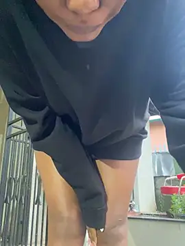 BeautyAuroa online show from February 17, 2025, 4:20 am