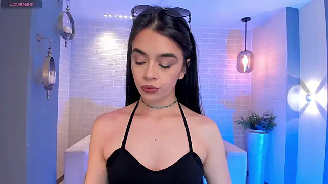 AlanaCraft online show from March 7, 2025, 8:33 pm