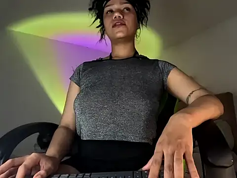 Ale xandra online show from September 27, 2025, 3:11 am