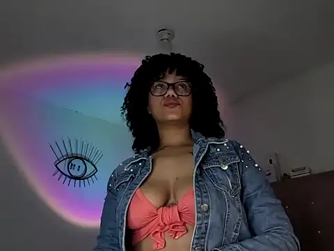 Ale xandra online show from February 5, 2026, 12:48 am