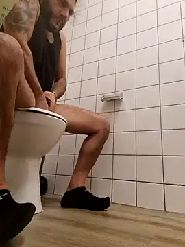 Cem-aus-Nrw-Krefeld online show from December 31, 2024, 5:55 am