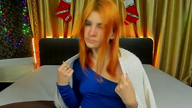  Polly Love  online show from December 17, 2024, 4:32 pm