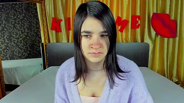  Polly Love  online show from February 13, 2026, 7:15 am