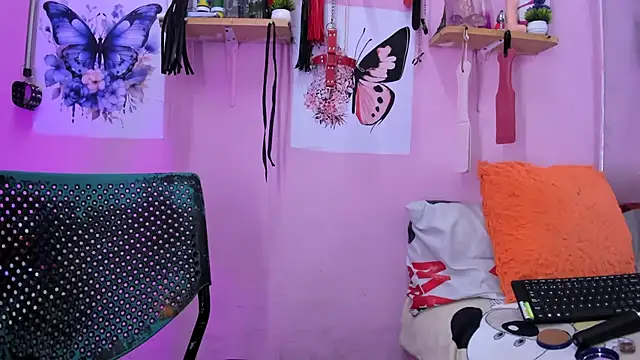 Snapshot of daphneandrade chatting on February 1, 2025, 1:09 pm daphneandrade online show from February 1, 2025, 1:09 pm