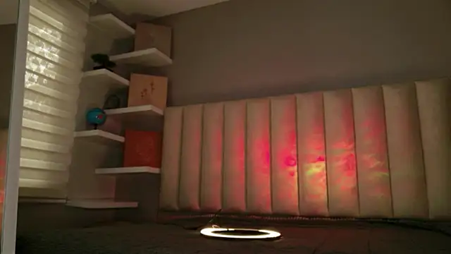 Megan mooree  online show from February 9, 2026, 12:31 pm