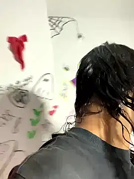 Snapshot of bloom444 chatting on January 17, 2026, 2:38 am bloom444 online show from January 17, 2026, 2:38 am