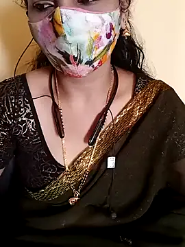 Snapshot of yourtamilcouple chatting on December 7, 2024, 3:14 am yourtamilcouple online show from December 7, 2024, 3:14 am