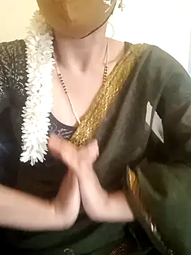 Snapshot of yourtamilcouple chatting on December 23, 2024, 8:11 am yourtamilcouple online show from December 23, 2024, 8:11 am