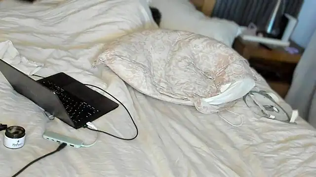 Snapshot of gagemalone chatting on July 2, 2026, 3:23 am gagemalone online show from July 2, 2026, 3:23 am