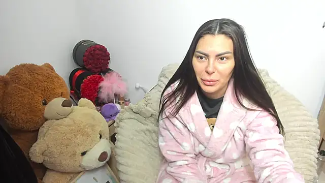 kilenyapatrice online show from February 1, 2026, 11:42 am