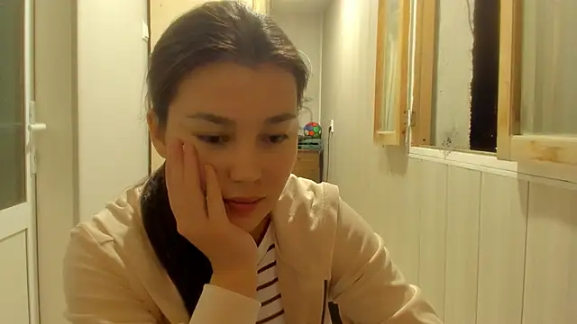 LunaXmii online show from September 29, 2025, 9:52 pm