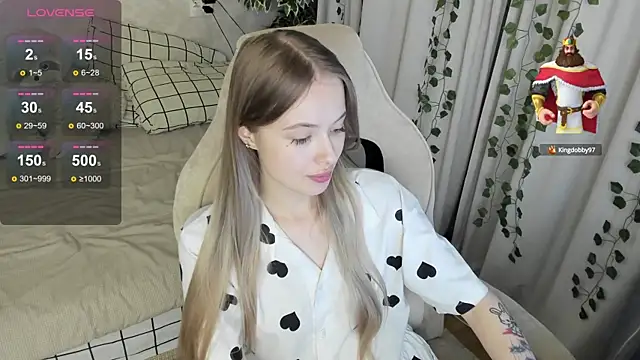 mell milles online show from September 9, 2025, 3:55 pm