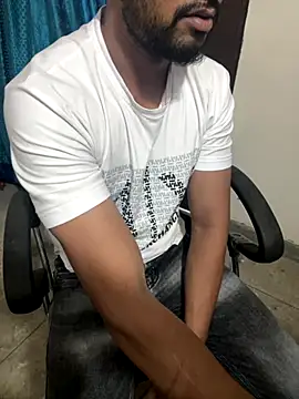 sexyboy09 online show from September 15, 2025, 10:37 am