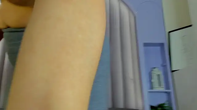 JaylaScott   online show from January 8, 2026, 11:45 am