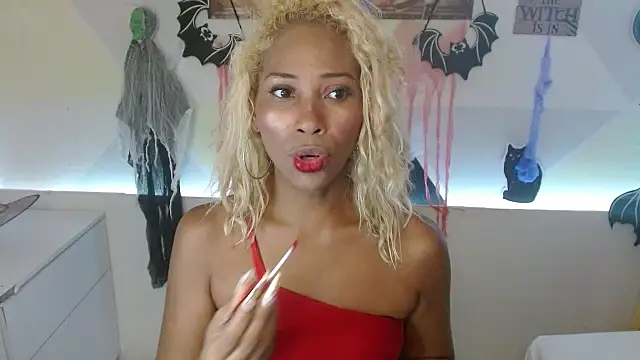 Snapshot of NatashaDormat chatting on October 21, 2025, 1:23 pm NatashaDormat online show from October 21, 2025, 1:23 pm