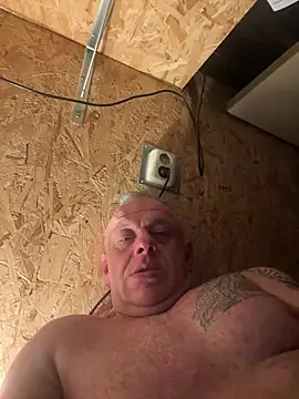 JakubW79 online show from March 23, 2025, 2:37 am