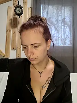 Snapshot of Lilith__Mystery chatting on October 17, 2025, 8:28 am Lilith Mystery online show from October 17, 2025, 8:28 am