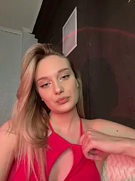 Snapshot of Alisa_Rise chatting on February 28, 2025, 10:06 pm Alisa Rise online show from February 28, 2025, 10:06 pm