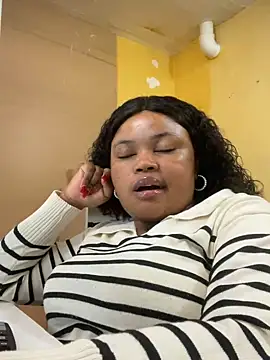 Curveysinaa online show from March 5, 2025, 8:10 am