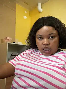 Curveysinaa online show from March 7, 2025, 7:52 am