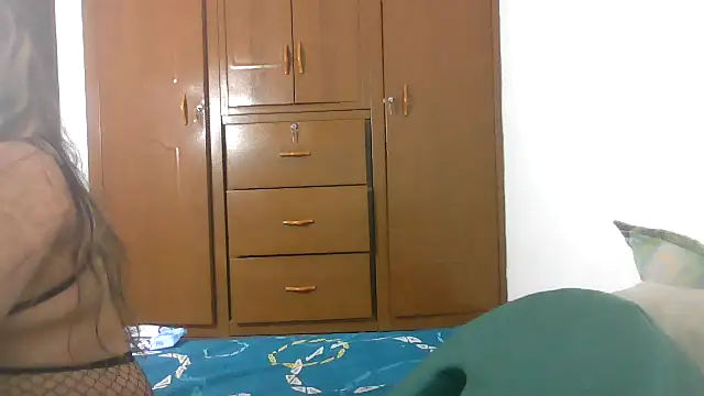 Gonul Aslanbey online show from October 1, 2025, 2:50 am