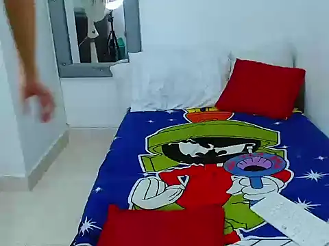 Velk hot online show from November 20, 2025, 7:46 pm