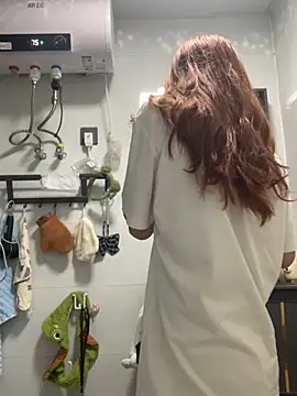 Aimeil online show from September 29, 2025, 3:28 pm